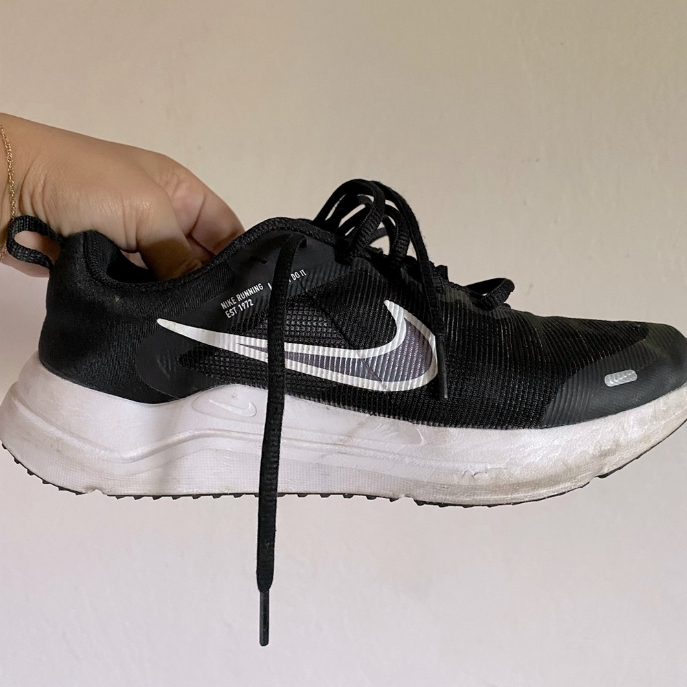 Nike downshifter running trainers